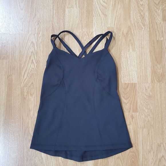 ZELLA | 'Bringing Strappy Back' Sports Bra Tank - size XS in Black - Picture 3 of 10